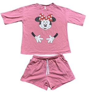 * Minnie Mouse medium  Pink  Pajama t-shirt & short set